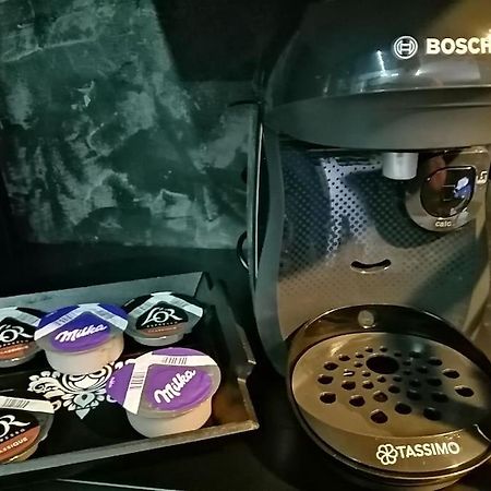 Appartement Avec Sauna Et Balneo Privatifs -Troyes Centre Dış mekan fotoğraf